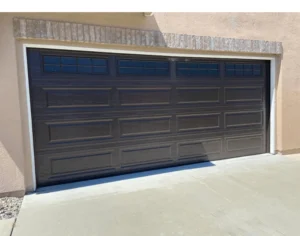 Sleek modern garage door in Bothell.